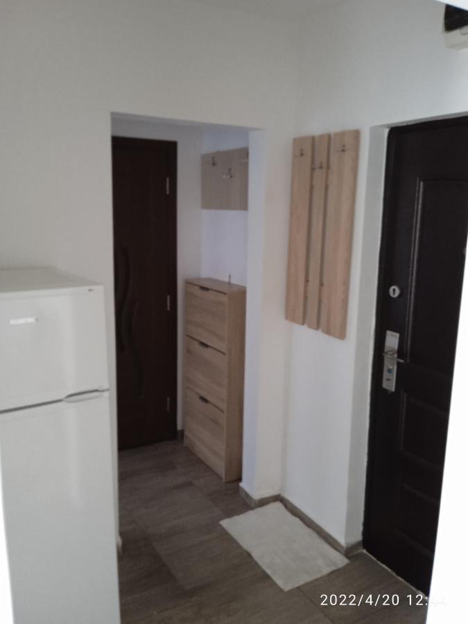 4 Rooms Apartment Tulcea Esterno foto