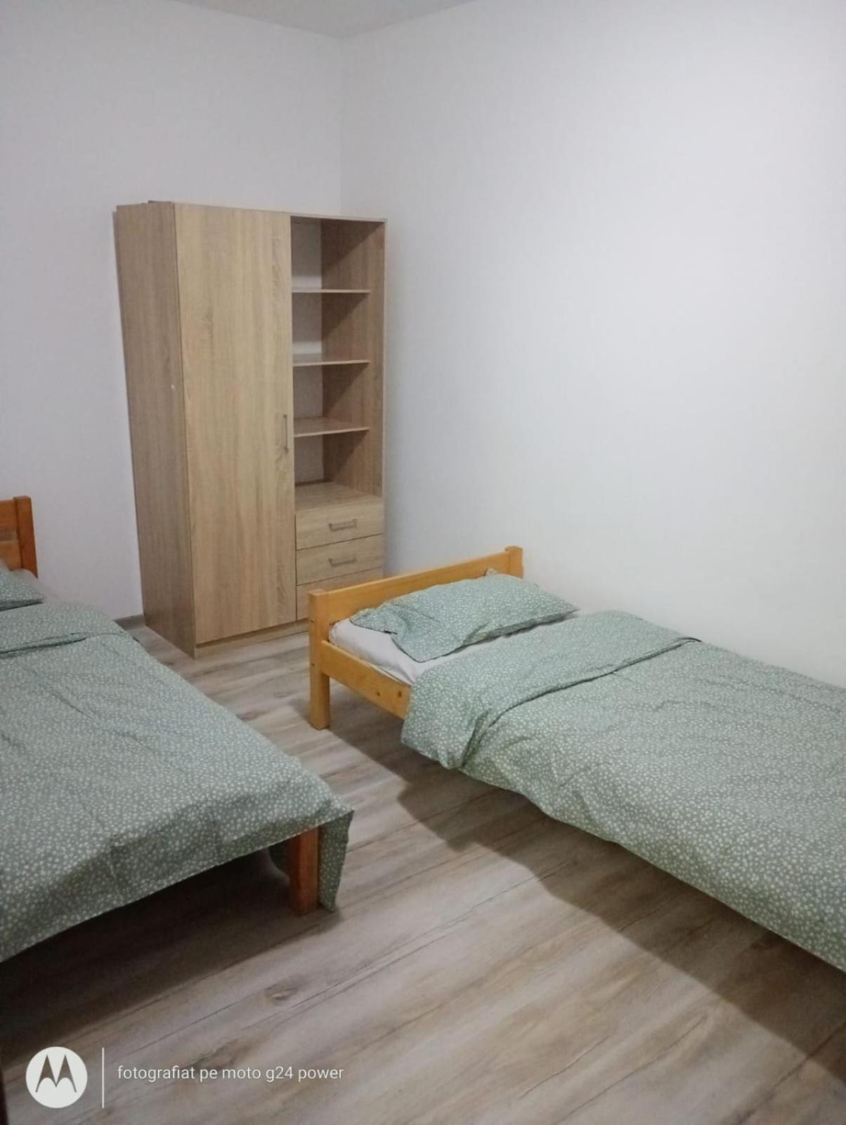 4 Rooms Apartment Tulcea Esterno foto